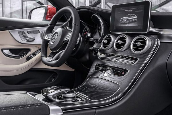 Немцы официально рассекретили Mercedes C-Class Coupe