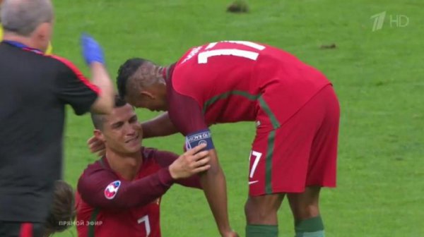 Сборная Португалии впервые в истории выиграла чемпионат Европы (Видео,фото)