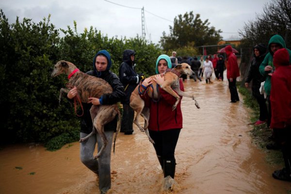 В Испании сильные наводнения, есть погибшие
