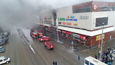 Пожар в ТЦ Кемерово: более 60 погибших