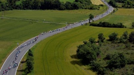 Живая цепь длиной в 200 км - жители Страны Басков требуют независимости