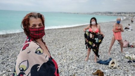 Коронавирус в мире: страны Европы открывают пляжи