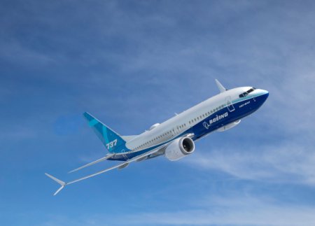 Лайнерам Boeing 737 MAX разрешили вернуться в небо