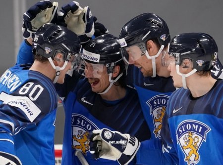 ЧМ-2021 по хоккею: Финляндия победила Германию и сыграет в финале с Канадой