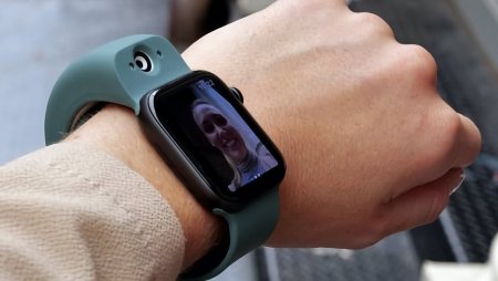 Apple выпустит часы со встроенной камерой