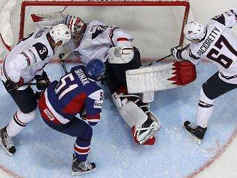 США потерпели первое поражение на чемпионате мира по хоккею
