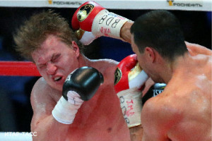 Бой за титул чемпиона мира по боксу закончился победой Владимира Кличко над Поветкиным