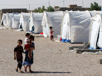 За месяц из Сирии бежали сто тысяч жителей