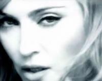 Новый клип Мадонны запретили к показу из-за гей-сцен (Видео)