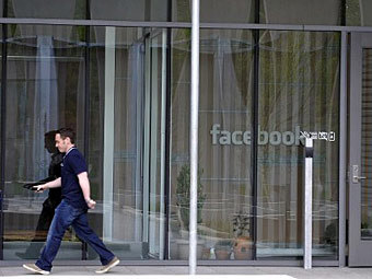 Работники Facebook заплатят по миллиону долларов налогов после IPO
