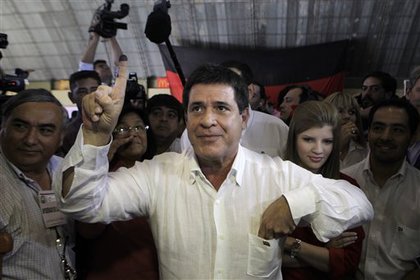Президент Парагвая отказался от зарплаты