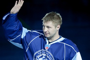 Андрей Мезин признан лучшим вратарем девятой недели чемпионата КХЛ