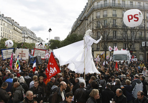 До 3,5 млн человек приняли участие в акциях протеста во Франции