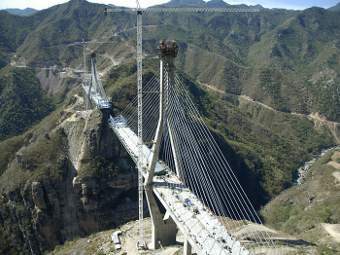 В Мексике открыт самый высокий в мире мост