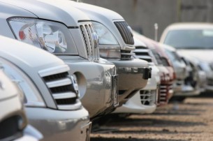 Цены на новые автомобили в Беларуси впадут в спячку