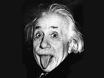 Знаменитая фотография Эйнштейна ушла с молотка за 75 тысяч долларов