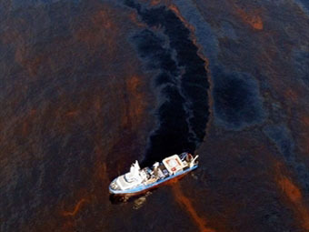 Все попытки остановить утечку нефти в Мексиканском заливе провалились