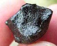 Челябинцы нашли неожиданное применение осколкам метеорита
