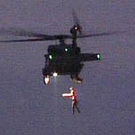 Израильтянин выпал из вертолета спасателей после пикника на минном поле