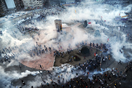 Эрдоган выдвинул ультиматум стамбульским демонстрантам