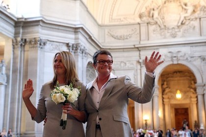 В Калифорнии возобновили регистрацию однополых браков
