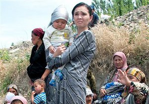 ООН насчитывает более миллиона беженцев при беспорядках в Кыргызстане