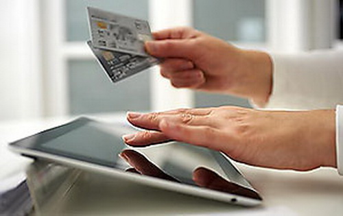 Новые технологии банков Беларуси: допзащита сетевых платежей и выпуск карточек через интернет