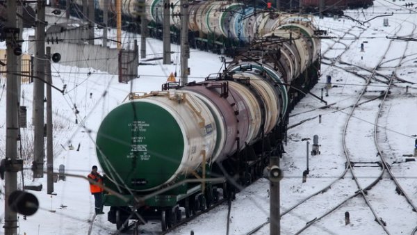 Беларусь прекратила поставки бензина в Россию до лучших времен