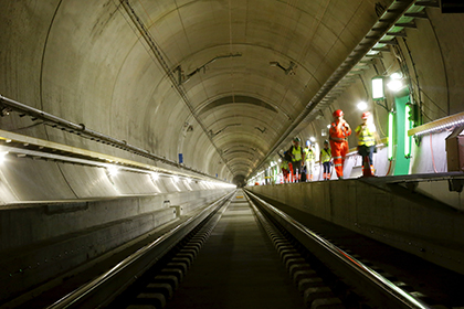 В Европе завершили строительство самого длинного в мире тоннеля