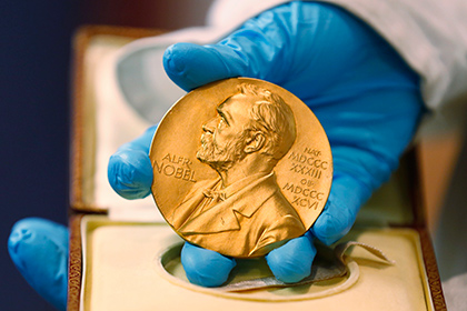 Нобелевскую премию по медицине вручили за изучение «самопоедания» клеток