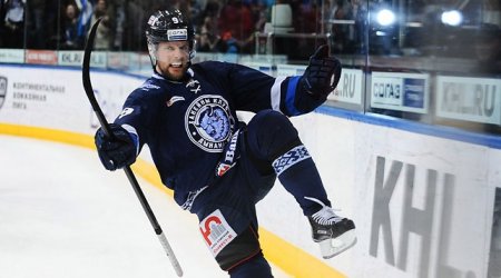 Хоккеист минского "Динамо" Фредрик Петтерссон признан лучшим нападающим недели в КХЛ