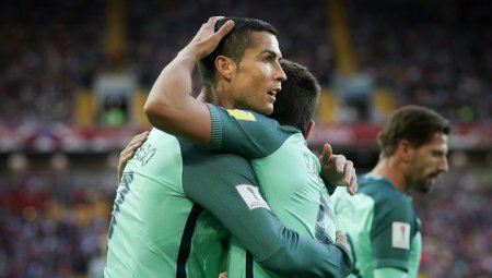 Гол Роналду принес португальцам победу над россиянами в матче Кубка конфедераций