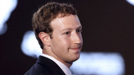 Основатель Facebook признал, что "не оправдал доверия"