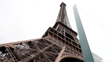 Власти Парижа придумали, как защитить Эйфелеву башню от терактов
