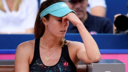 Француженка Корне сняла майку на корте и изменила правила тенниса