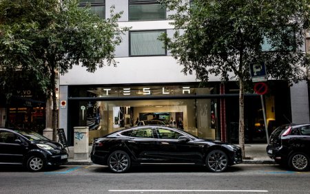 Быстрый рост Tesla убивает мировой автопром