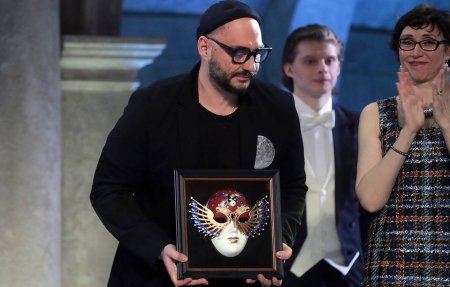 Серебренникова признали лучшим режиссером на «Золотой маске»