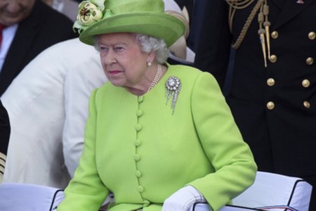 Елизавета II «сбежала» из Букингемского дворца из-за нашествия крыс