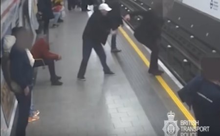 Парень, столкнувший 90-летнего пассажира на рельсы в метро, получил пожизненный срок
