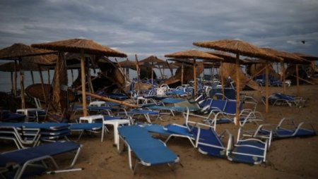Ураган в Греции унес жизни шести туристов, в том числе россиянина с ребенком
