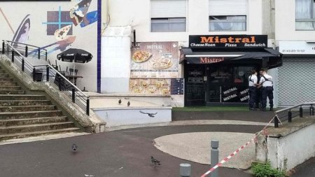 Посетитель парижского ресторана застрелил официанта из-за сэндвича
