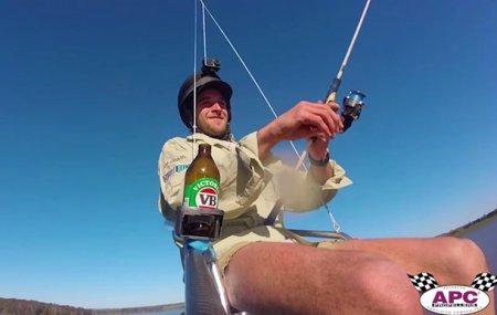 Видеохит: Австралиец порыбачил, летая на дроне