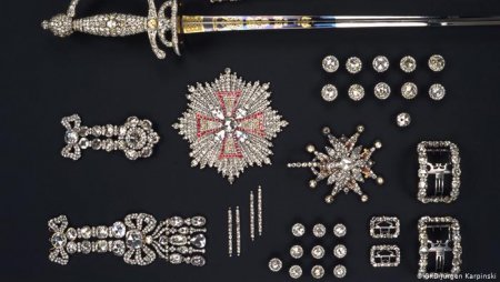 Украденные драгоценности Дрезденской сокровищницы выставлены на продажу