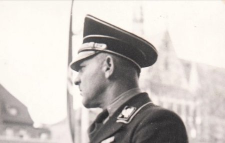 Опубликованы неизвестные фотоснимки Адольфа Гитлера