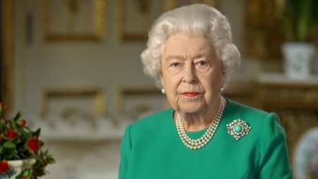 Королева Елизавета II обратилась к нации в связи с эпидемией коронавируса