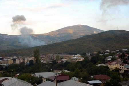 В Карабахе объявлено перемирие. Несмотря на его нарушения, это самый тихий день с начала войны