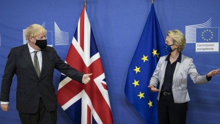 Жесткий брексит все ближе? Британии не удается договориться с Евросоюзом об условиях выхода