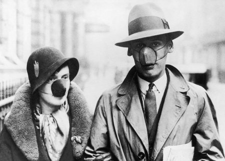"Закрывая лицо". Пятивековая история ношения масок на улицах Лондона