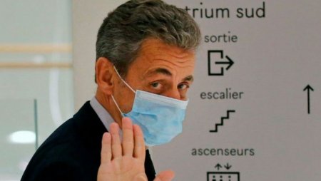 Экс-президента Франции Саркози приговорили к реальному тюремному сроку