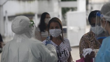 Коронавирус в мире: Covid-19 приводит к психическим расстройствам, в Бразилии - рекордная смертность